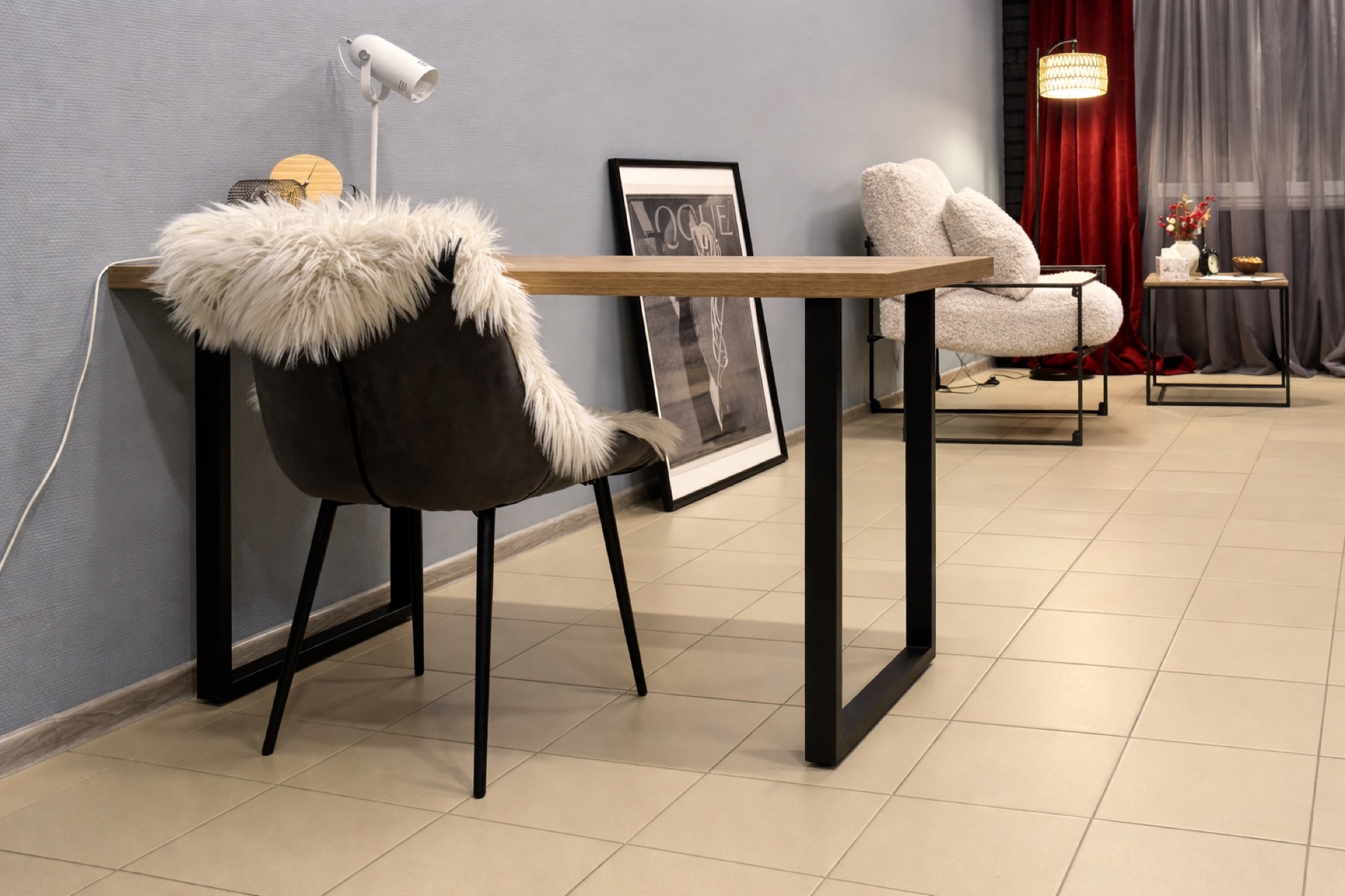 Графитовый кабинет №18